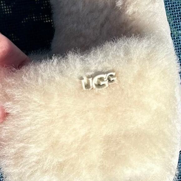 UGG Cozette Cream Fuzzy Slippers Slip-Ons Size 7 - Picture 5 of 9
